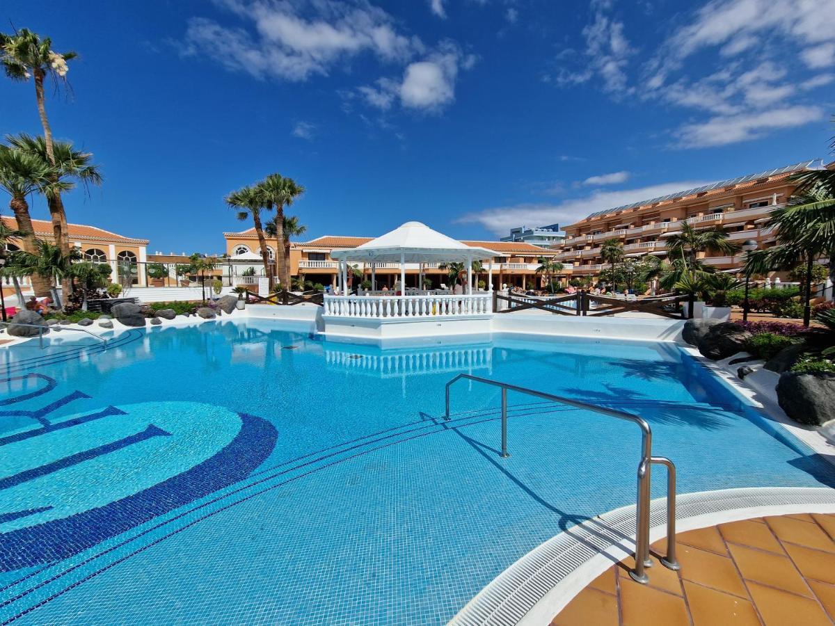 Exclusive Penthouse Playa Las Vistas 4 Close To The Sea And Beach, Aircondition For A Fee, Wifi, Terrace, Heated Pool Playa de las Americas  Luaran gambar