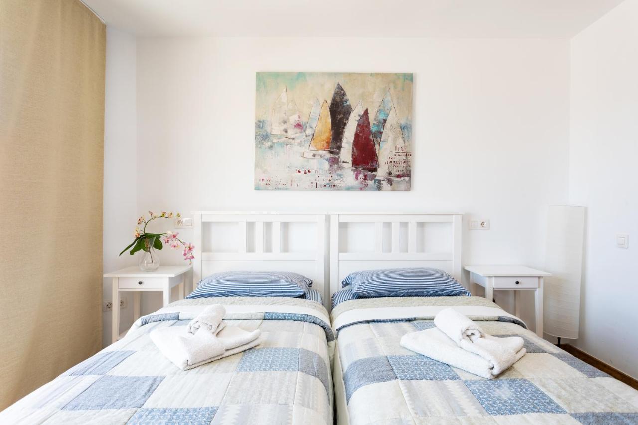Exclusive Penthouse Playa Las Vistas 4 Close To The Sea And Beach, Aircondition For A Fee, Wifi, Terrace, Heated Pool Playa de las Americas  Luaran gambar
