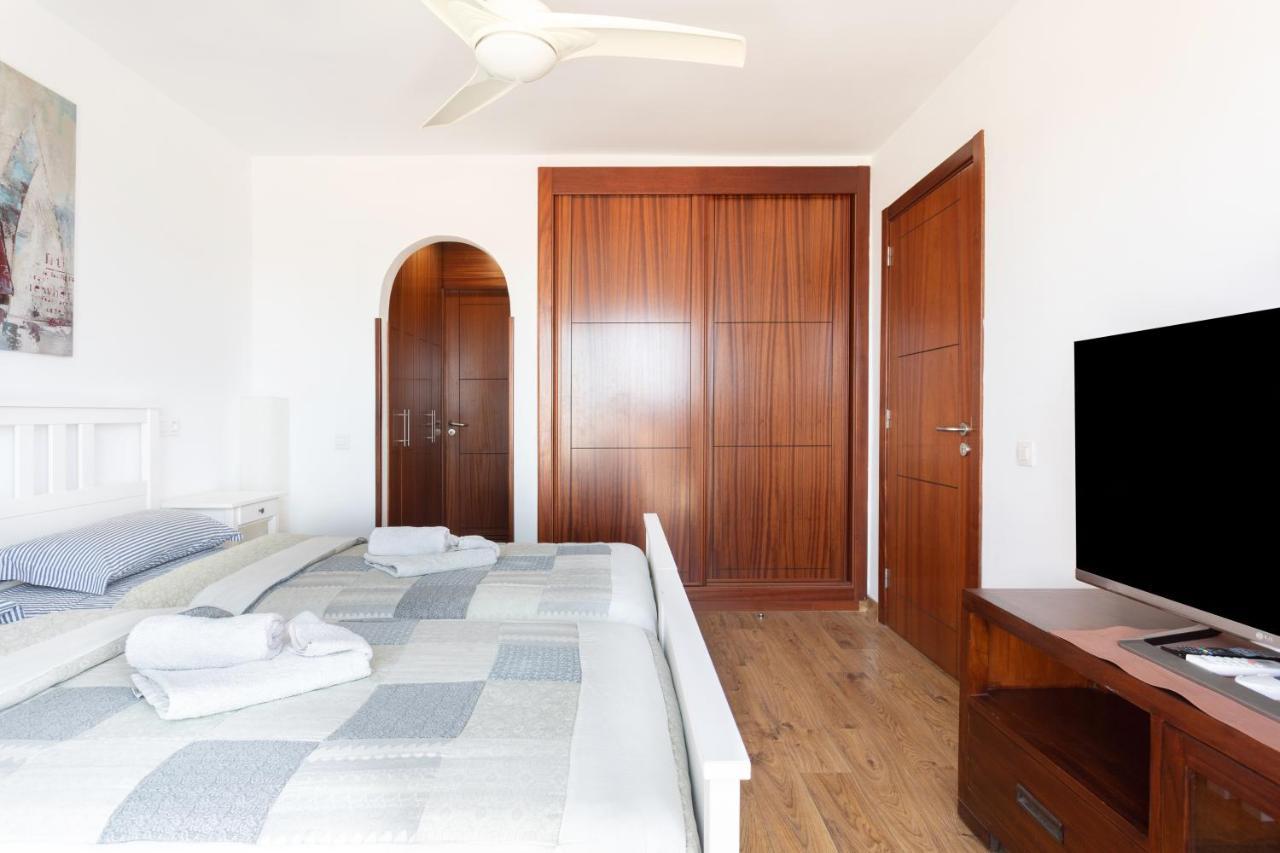 Exclusive Penthouse Playa Las Vistas 4 Close To The Sea And Beach, Aircondition For A Fee, Wifi, Terrace, Heated Pool Playa de las Americas  Luaran gambar