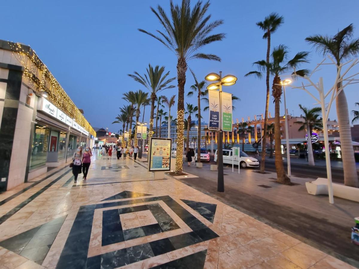 Exclusive Penthouse Playa Las Vistas 4 Close To The Sea And Beach, Aircondition For A Fee, Wifi, Terrace, Heated Pool Playa de las Americas  Luaran gambar